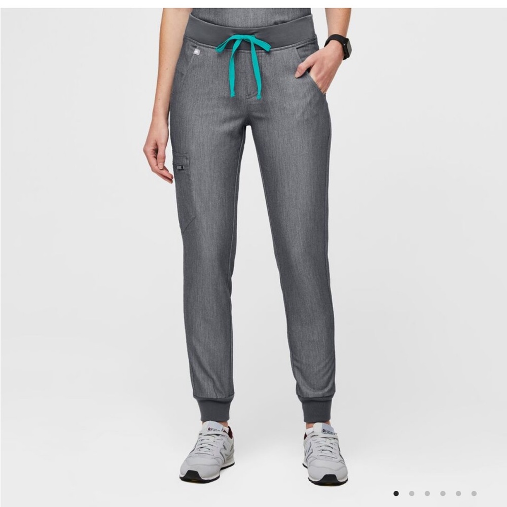 FIGS ZAMORA JOGGER SCRUB PANTS brand new